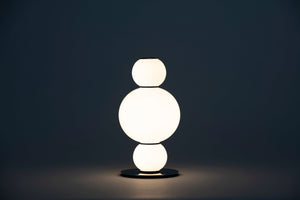 FORMAGENDA Table Lamp Pearls A Table Lamp