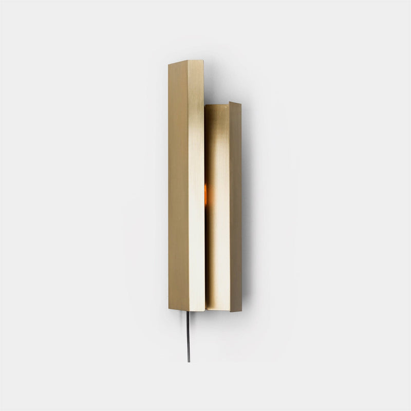 Mingardo Wall Light Satin Brass Piega Wall Light