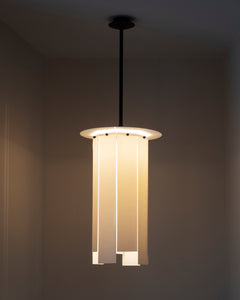 SERAX Pendant Light Off White Porcelain / Matt Black Ann Demeulemeester Pendant Light Gilda L4